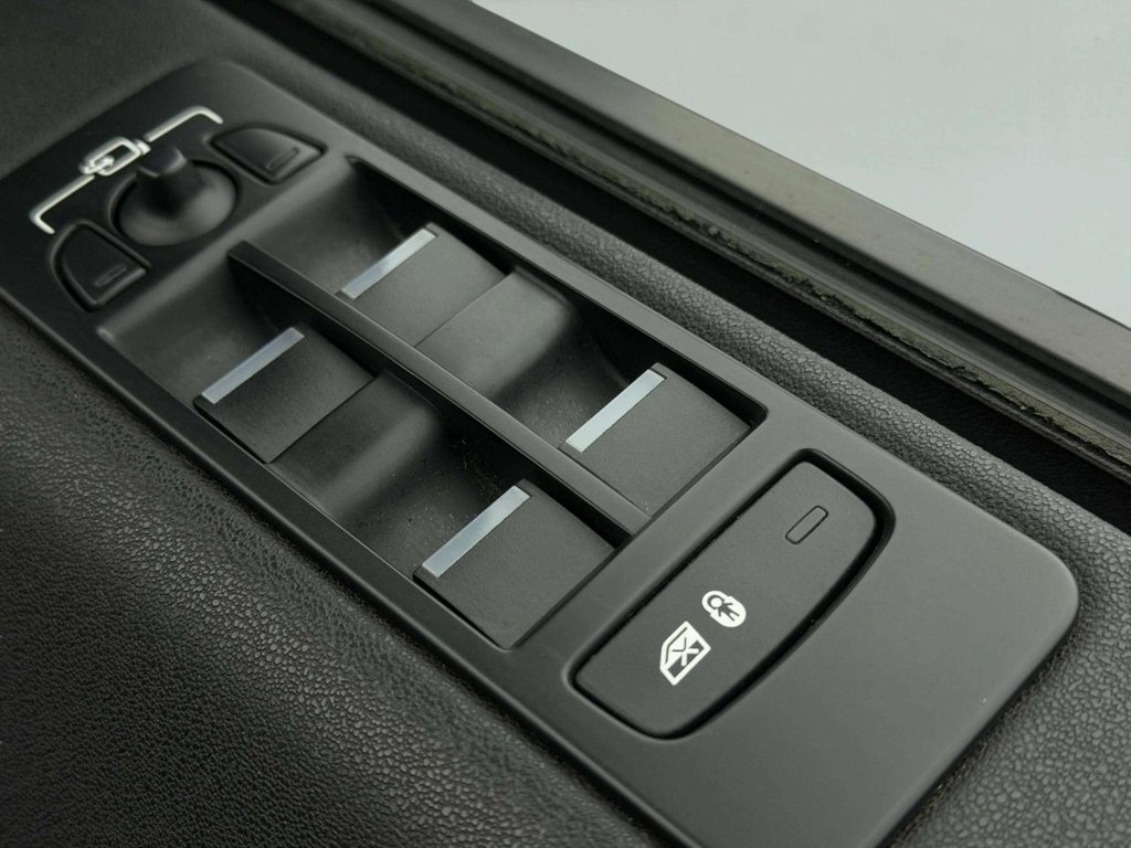 Used Land Rover Discovery Sport 2017 for sale - 77719627: Photo 42