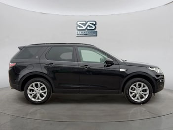 Used Land Rover Discovery Sport 2017 for sale - 77719627: Photo