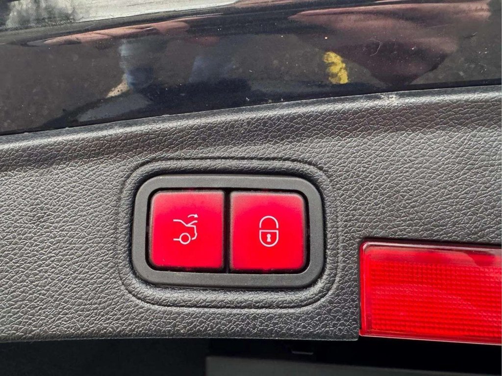 Used Mercedes-Benz C Class 2016 for sale - 77654591: Photo 19