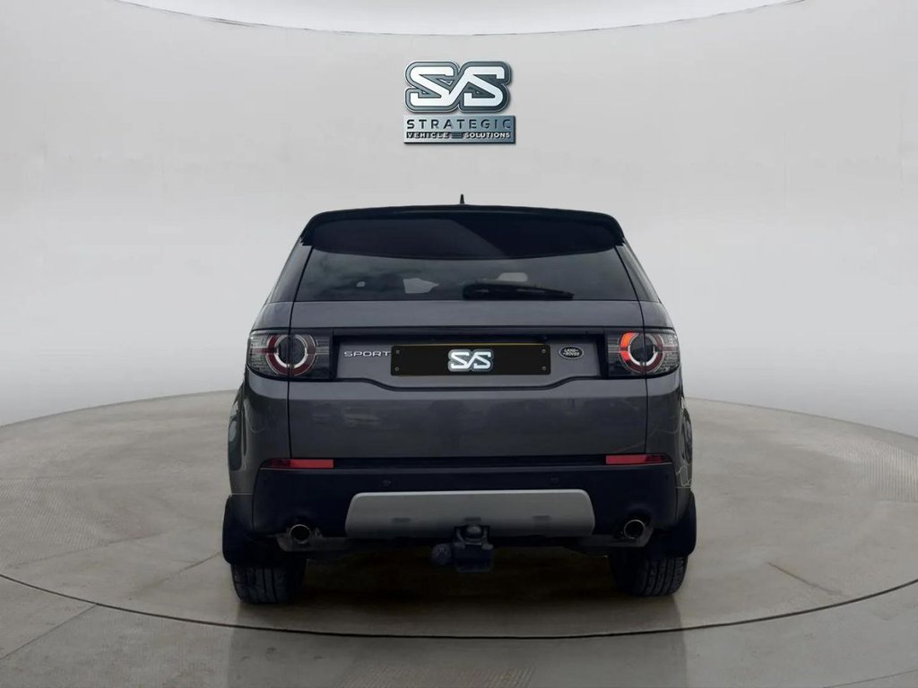 Used Land Rover Discovery Sport 2015 for sale - 77384198: Photo 11