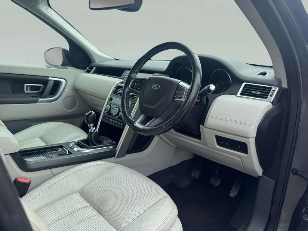 Used Land Rover Discovery Sport 2015 for sale - 77384198: Photo 23