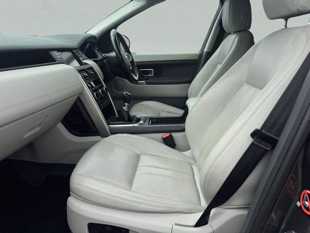 Used Land Rover Discovery Sport 2015 for sale - 77384198: Photo 35