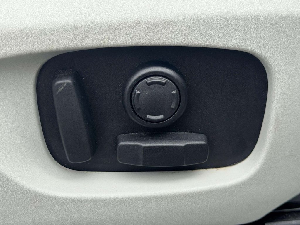 Used Land Rover Discovery Sport 2015 for sale - 77384198: Photo 39