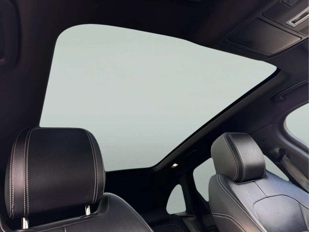 Used Jaguar F-Pace 2018 for sale - 76670642: Photo 16