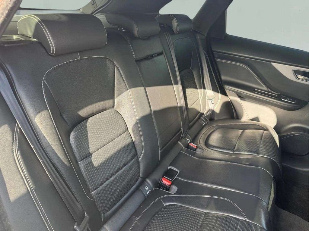 Used Jaguar F-Pace 2018 for sale - 76670642: Photo 24