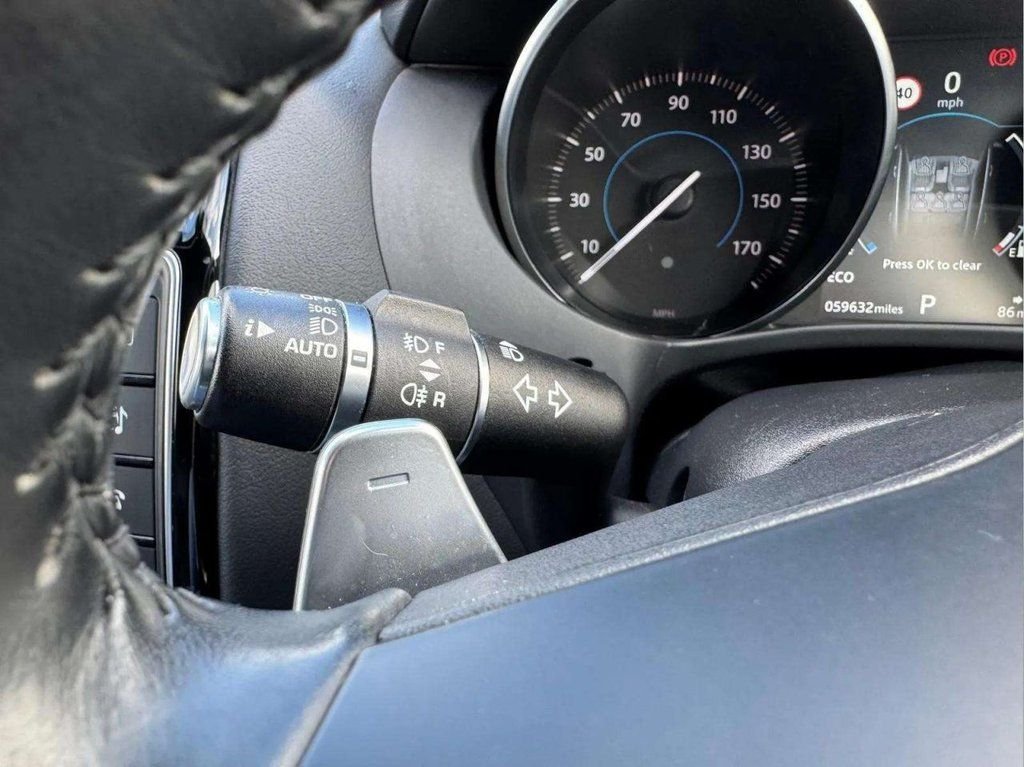 Used Jaguar F-Pace 2018 for sale - 76670642: Photo 38