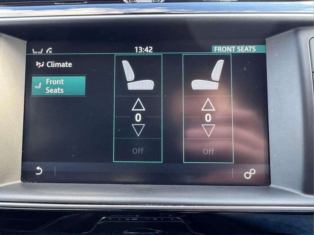 Used Jaguar F-Pace 2018 for sale - 76670642: Photo 39