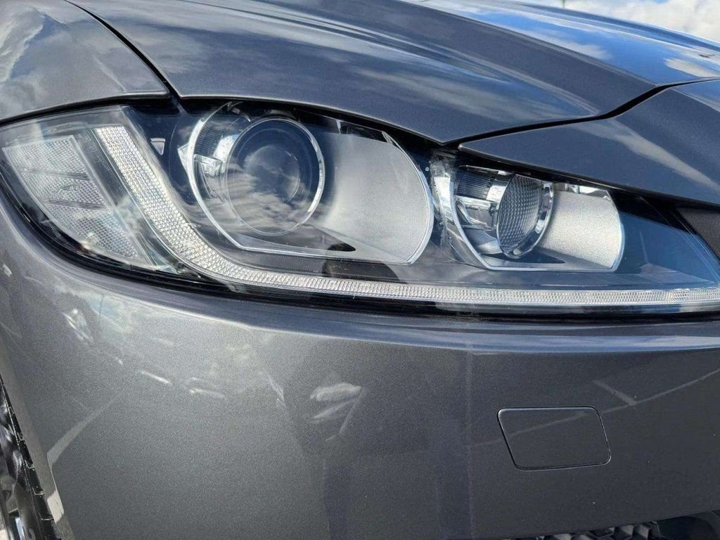 Used Jaguar F-Pace 2018 for sale - 76670642: Photo 46