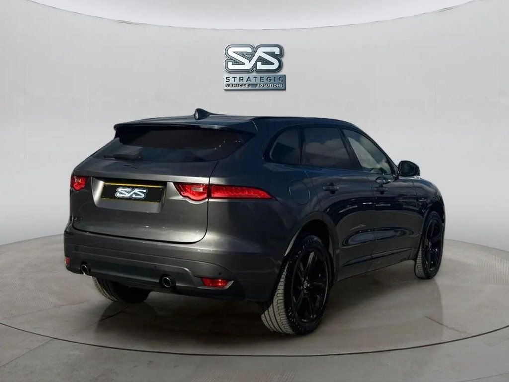 Used Jaguar F-Pace 2018 for sale - 76670642: Photo 7
