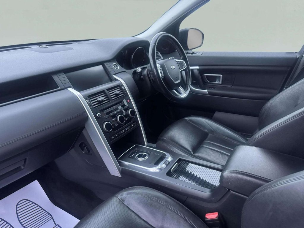 Used Land Rover Discovery Sport 2017 for sale - 76009770: Photo 33