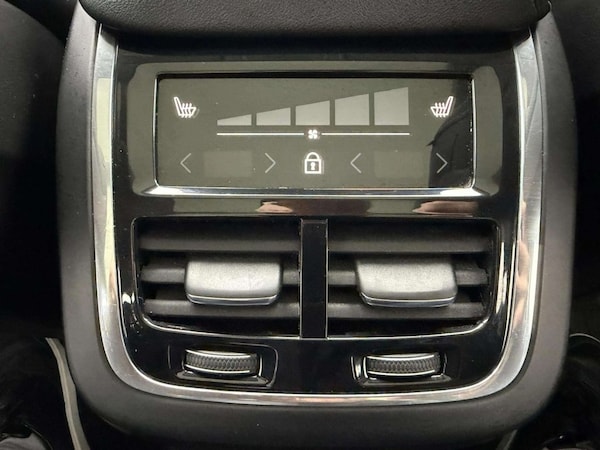 Used Volvo XC60 2021 for sale - 76267151: Photo 34