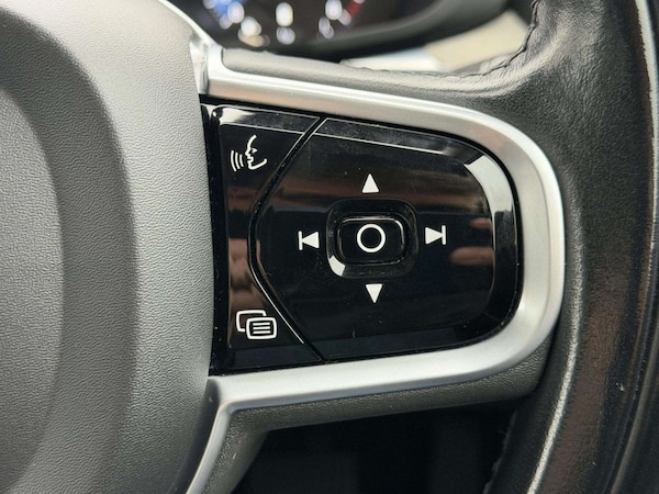 Used Volvo XC60 2021 for sale - 76267151: Photo 35