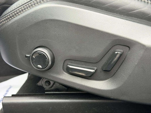 Used Volvo XC60 2021 for sale - 76267151: Photo 44
