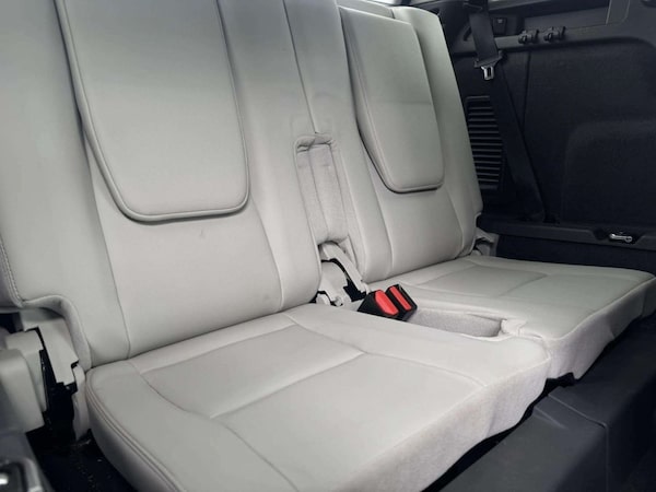 Used Land Rover Discovery Sport 2015 for sale - 75642666: Photo 25