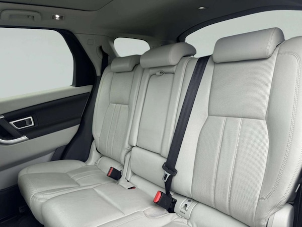 Used Land Rover Discovery Sport 2015 for sale - 75642666: Photo 28
