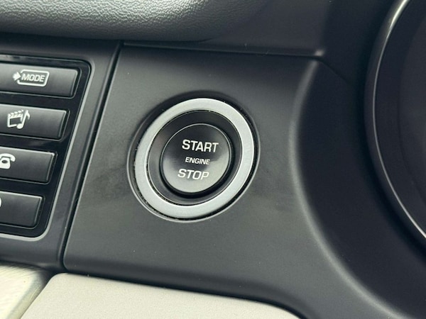 Used Land Rover Discovery Sport 2015 for sale - 75642666: Photo 39