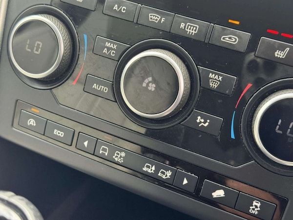 Used Land Rover Discovery Sport 2015 for sale - 75642666: Photo 48