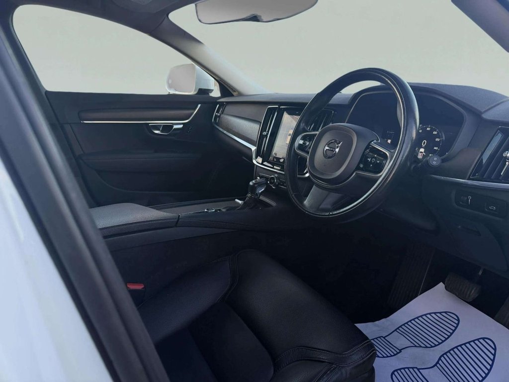 Used Volvo V90 Cross Country 2017 for sale - 76376316: Photo 15