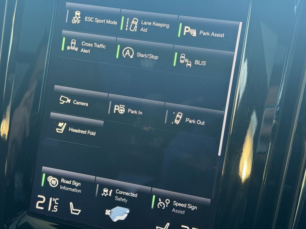 Used Volvo V90 Cross Country 2017 for sale - 76376316: Photo 44