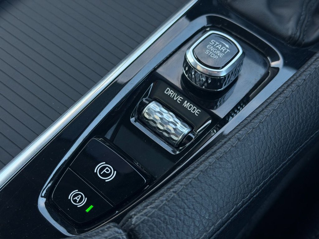 Used Volvo V90 Cross Country 2017 for sale - 76376316: Photo 45