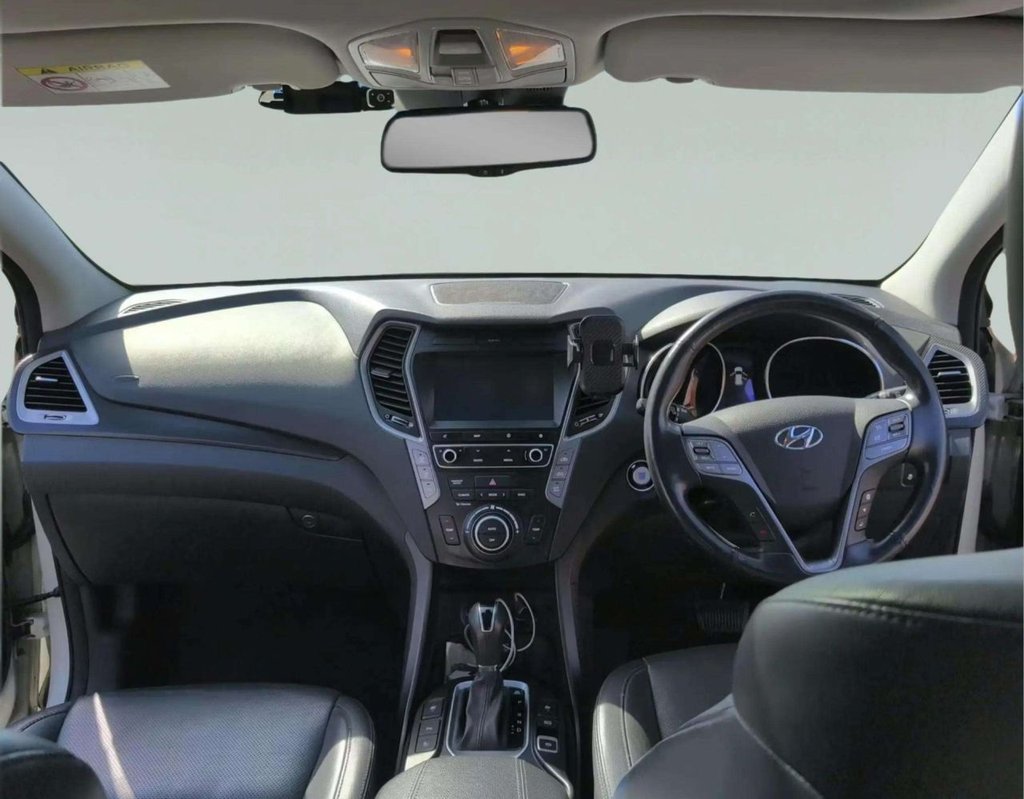 Used Hyundai Santa Fe 2016 for sale - 78181435: Photo 3