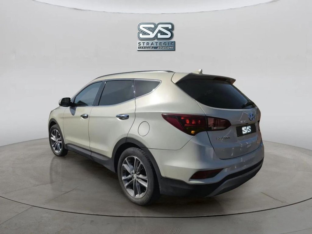 Used Hyundai Santa Fe 2016 for sale - 78181435: Photo 5