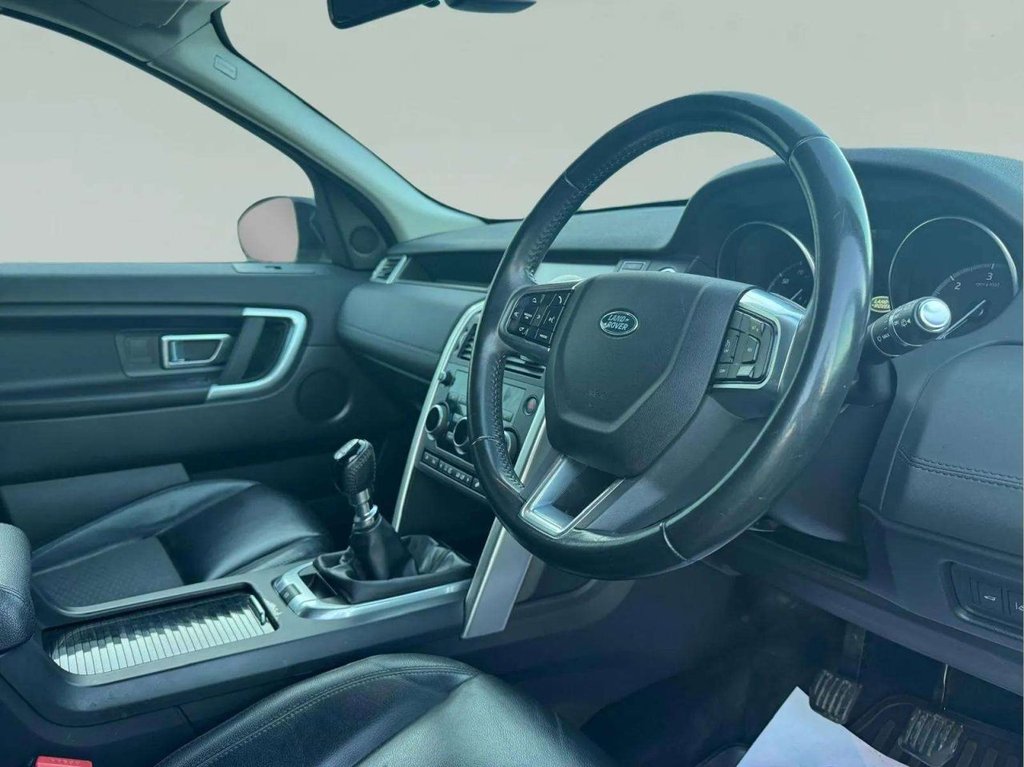 Used Land Rover Discovery Sport 2017 for sale - 76867872: Photo 15