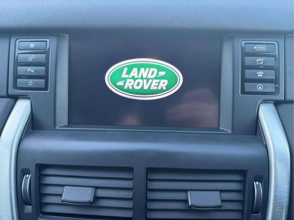 Used Land Rover Discovery Sport 2017 for sale - 76867872: Photo 27