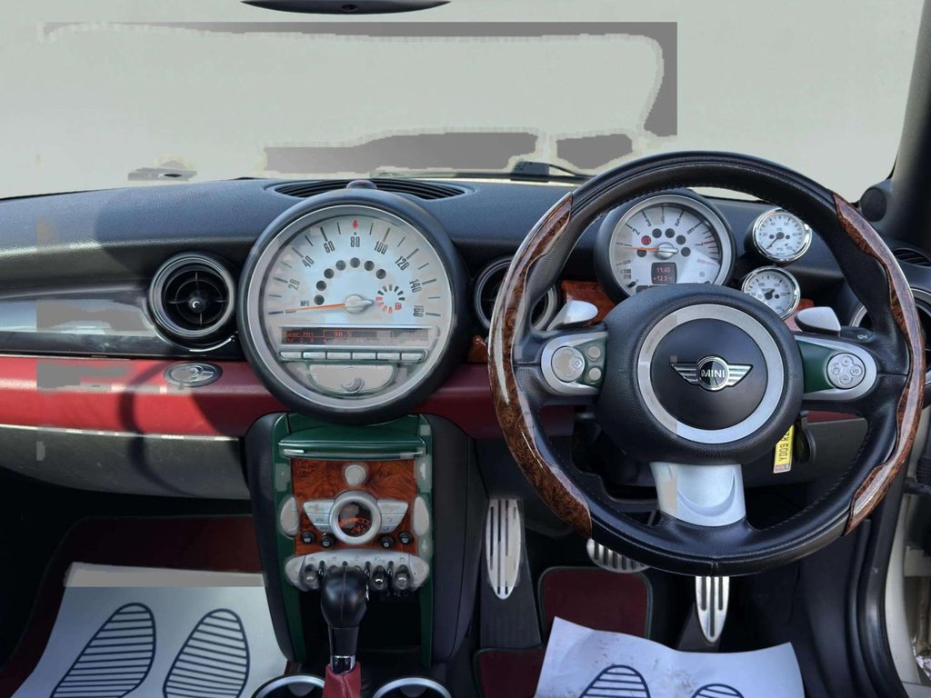 Used MINI Convertible 2009 for sale - 77667053: Photo 10