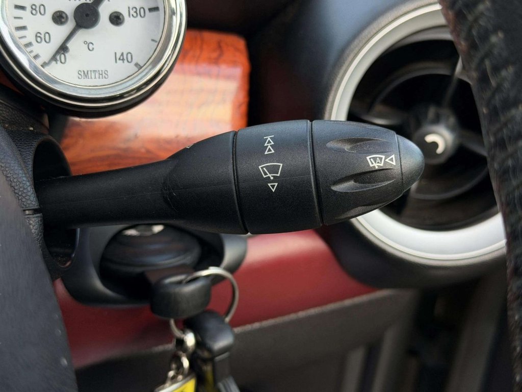 Used MINI Convertible 2009 for sale - 77667053: Photo 35