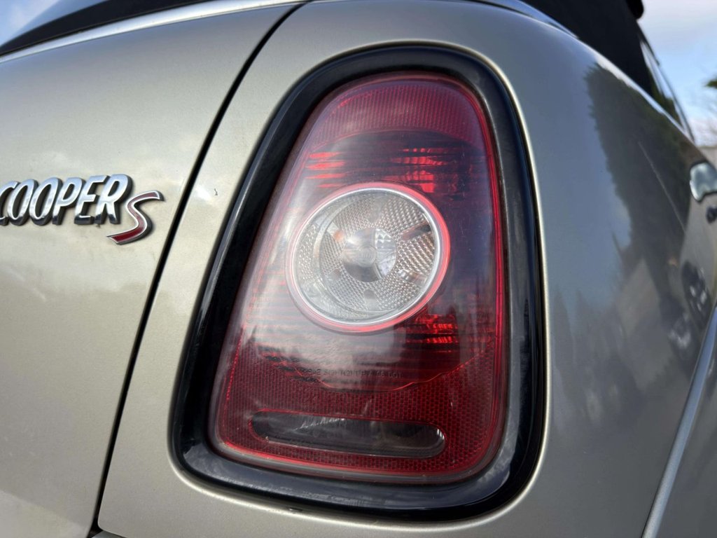 Used MINI Convertible 2009 for sale - 77667053: Photo 45