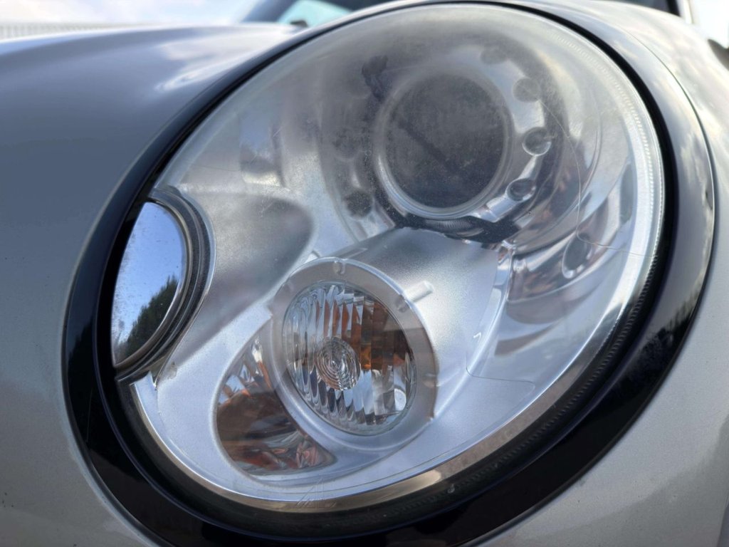 Used MINI Convertible 2009 for sale - 77667053: Photo 48