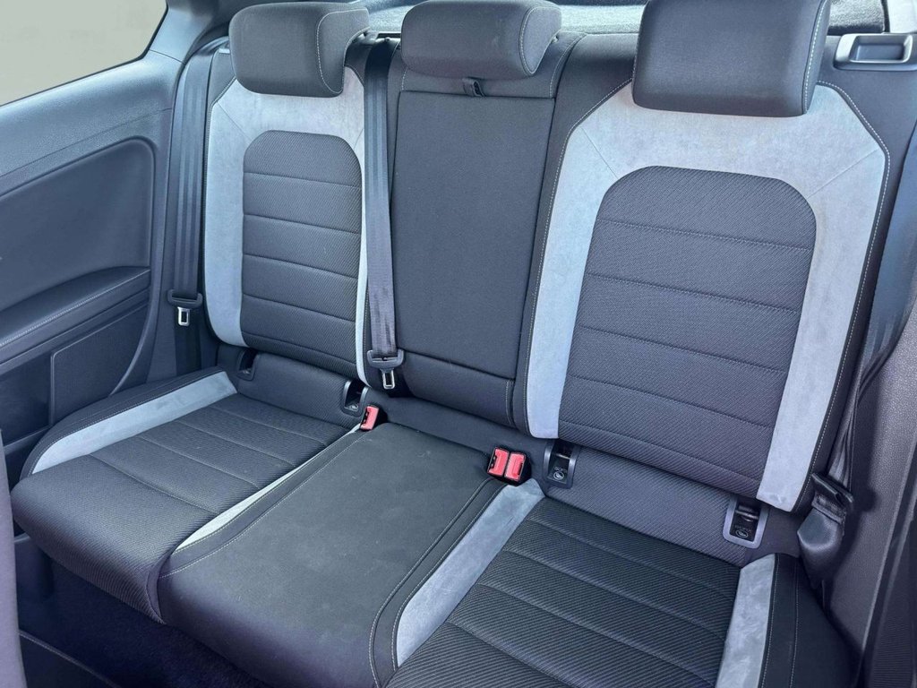 Used Volkswagen Golf 2016 for sale - 77764981: Photo 19