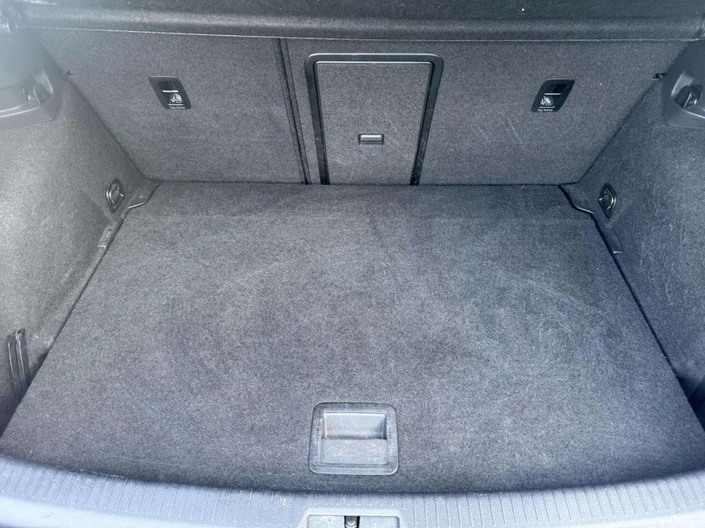 Used Volkswagen Golf 2016 for sale - 77764981: Photo 20