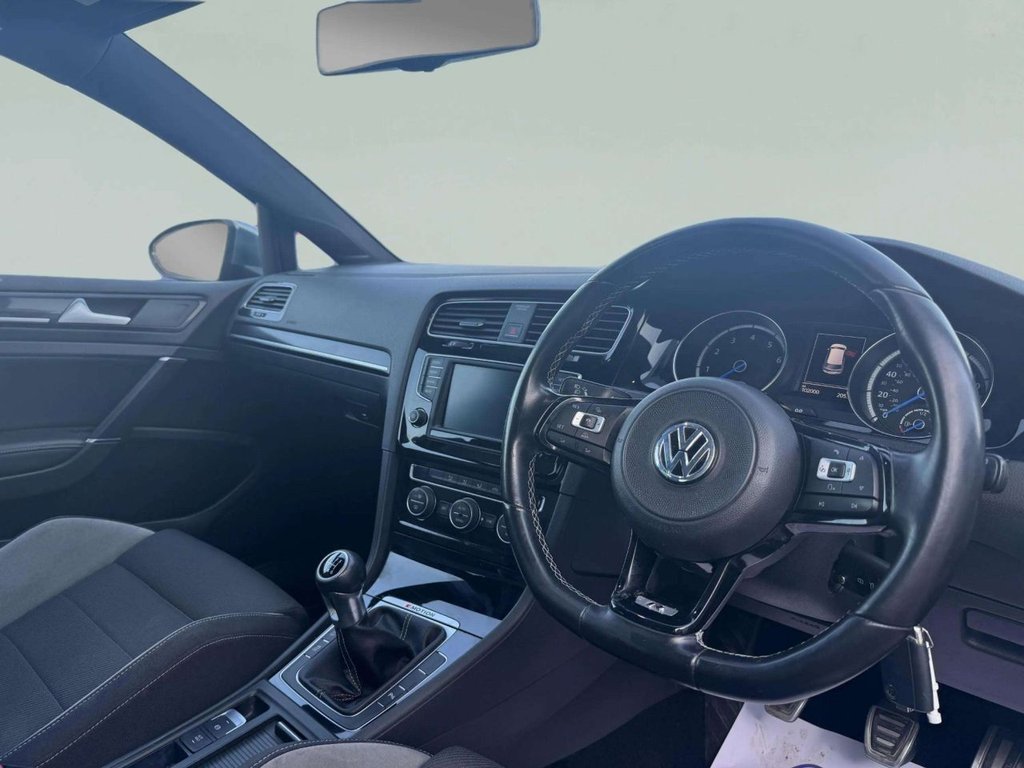 Used Volkswagen Golf 2016 for sale - 77764981: Photo 22