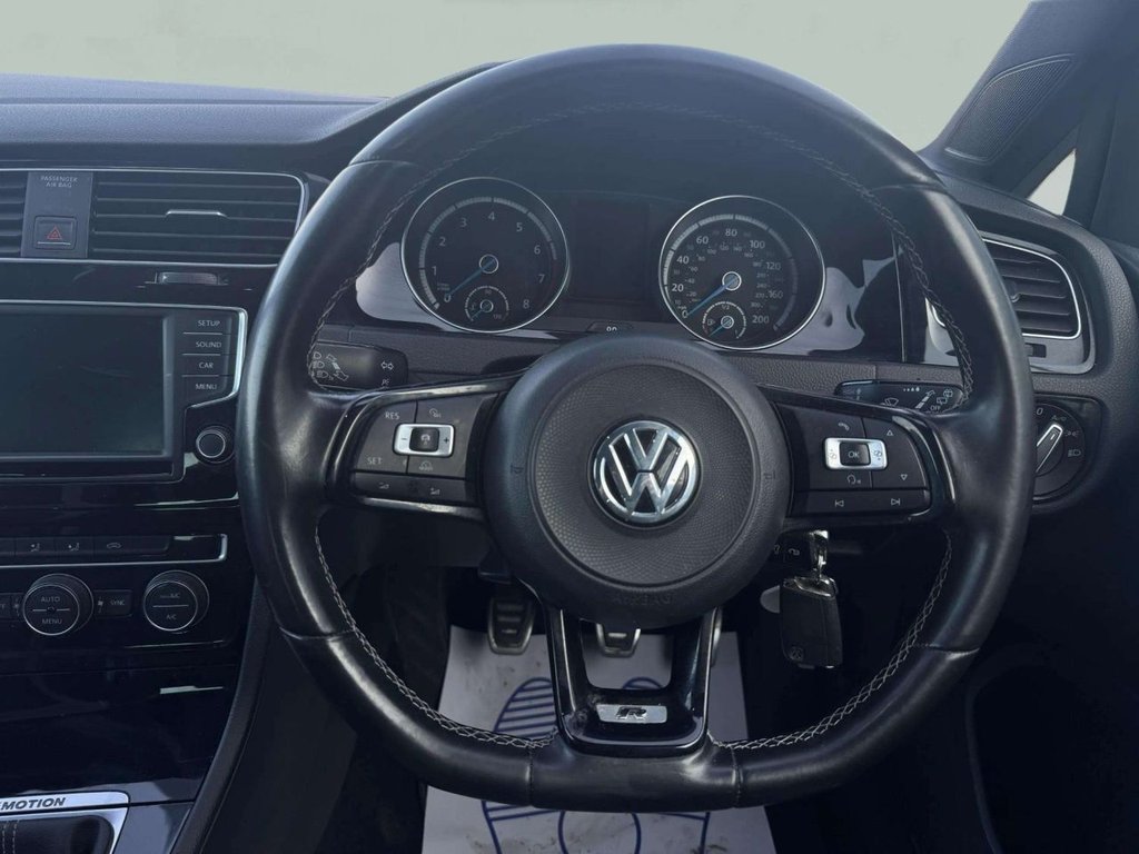 Used Volkswagen Golf 2016 for sale - 77764981: Photo 26