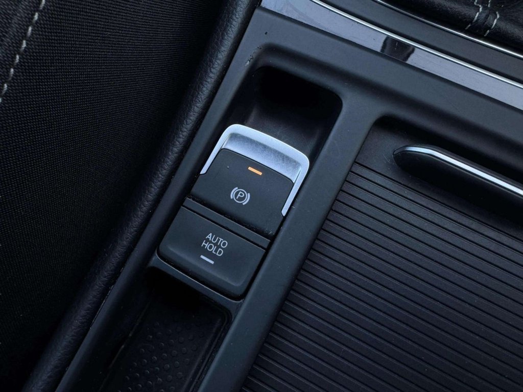 Used Volkswagen Golf 2016 for sale - 77764981: Photo 30