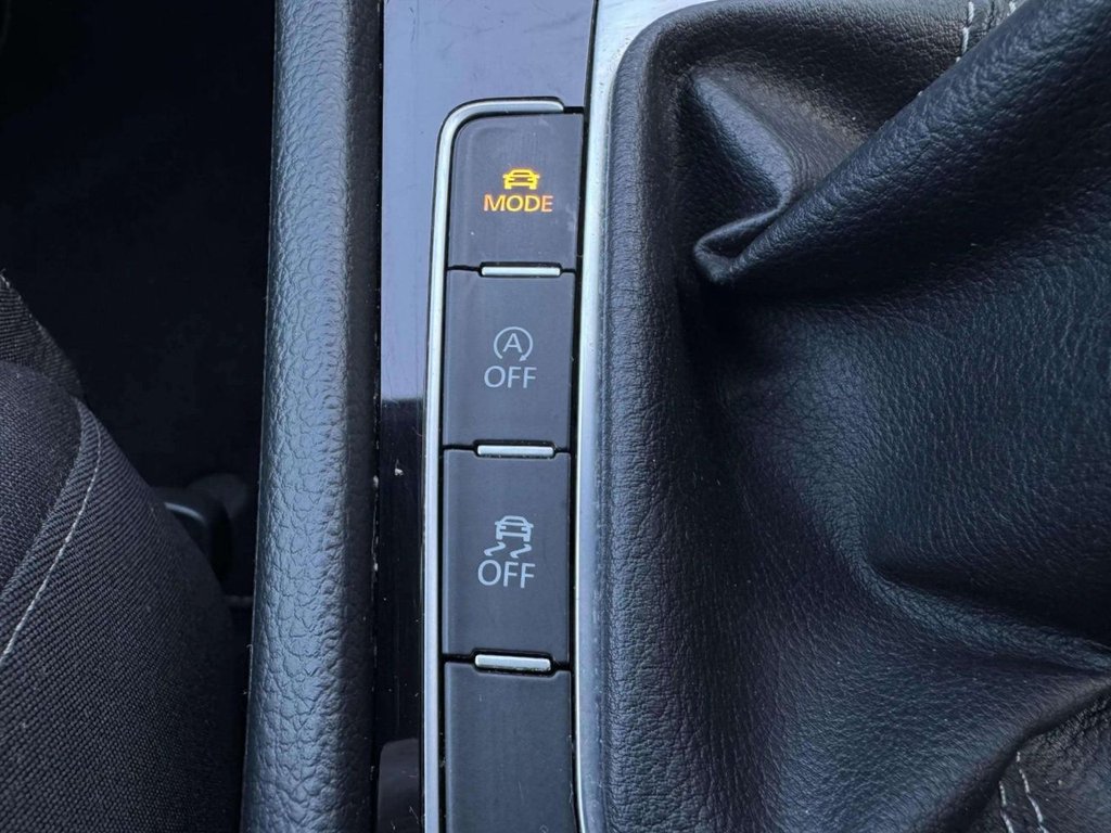 Used Volkswagen Golf 2016 for sale - 77764981: Photo 31