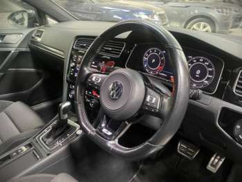 Used Volkswagen Golf 2020 for sale - 73855102: Photo