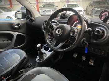 Used smart fortwo 2017 for sale - 74224379: Photo