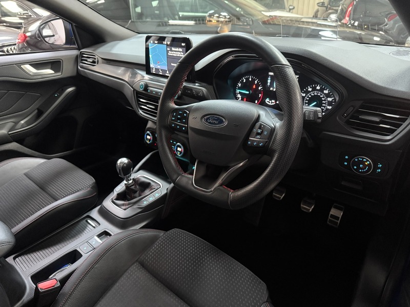 Used Ford Focus 2020 for sale - 76334184: Photo 2