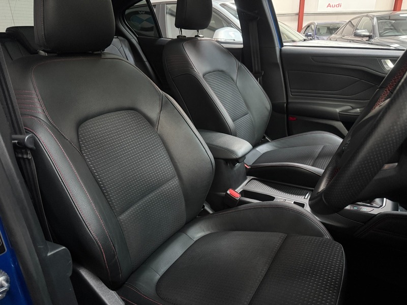 Used Ford Focus 2020 for sale - 76334184: Photo 9