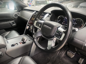 Used Land Rover Discovery 2022 for sale - 75028632: Photo