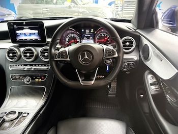 Used Mercedes-Benz C-Class 2018 for sale - 76185867: Photo 3