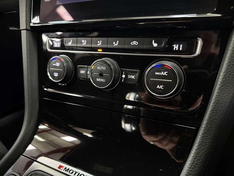 Used Volkswagen Golf 2019 for sale - 77558393: Photo 8