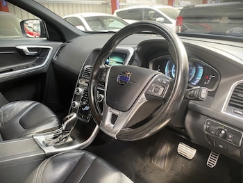 Used Volvo XC60 2016 for sale - 75236600: Photo