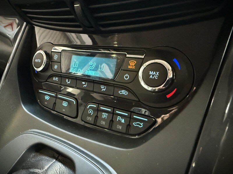 Used Ford Kuga 2015 for sale - 75911699: Photo 8