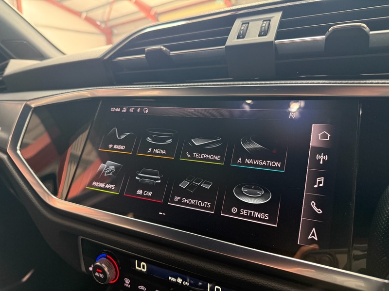 Used Audi Q3 2020 for sale - 77643408: Photo 8