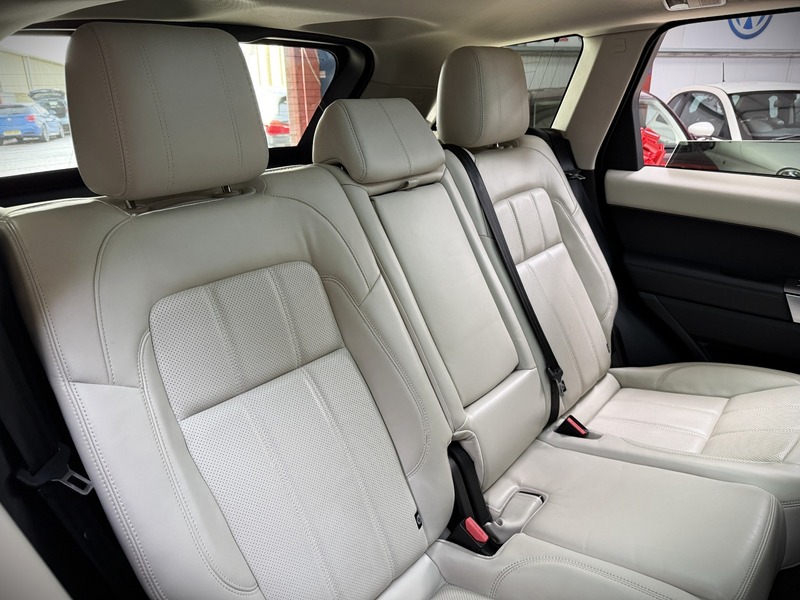 Used Land Rover Range Rover Sport 2018 for sale - 77409240: Photo 12