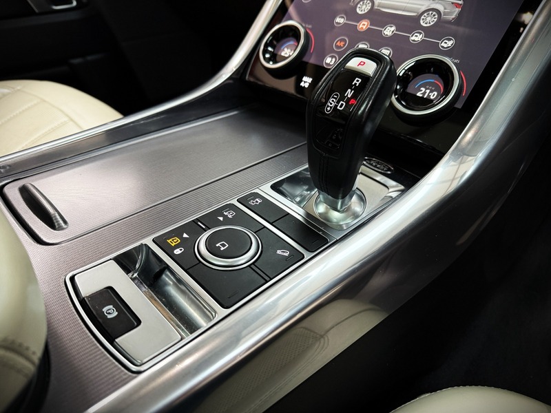 Used Land Rover Range Rover Sport 2018 for sale - 77409240: Photo 7